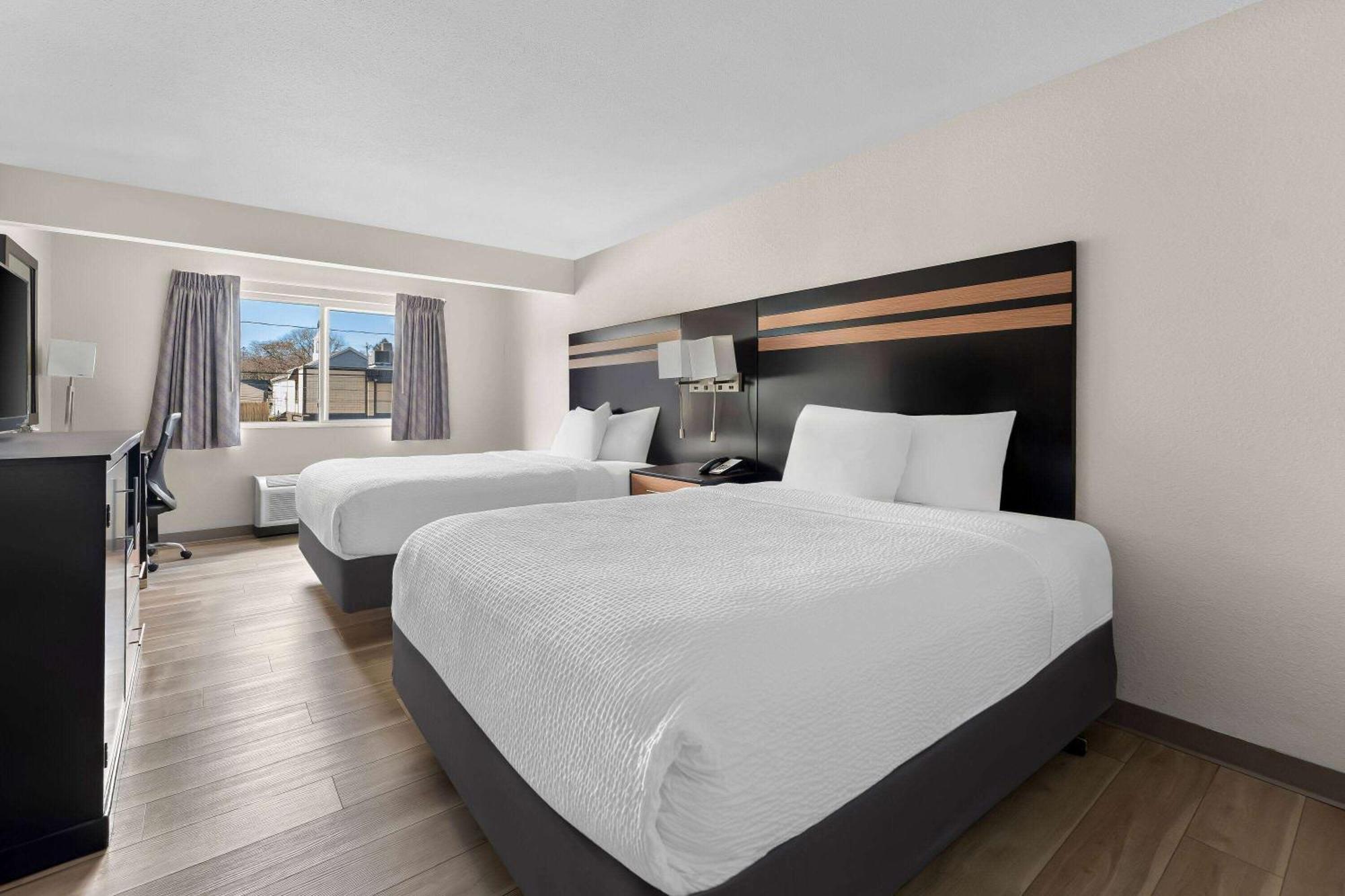 Days Inn By Wyndham Albany Suny Екстер'єр фото